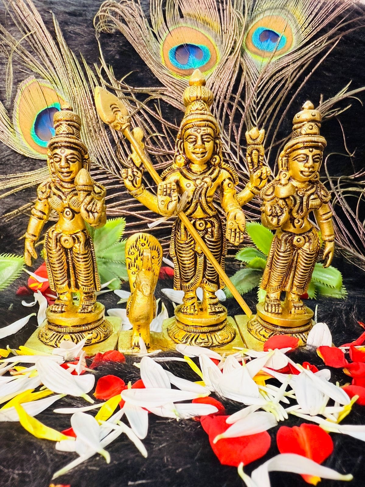 Murugan Valli Theivanai Statue